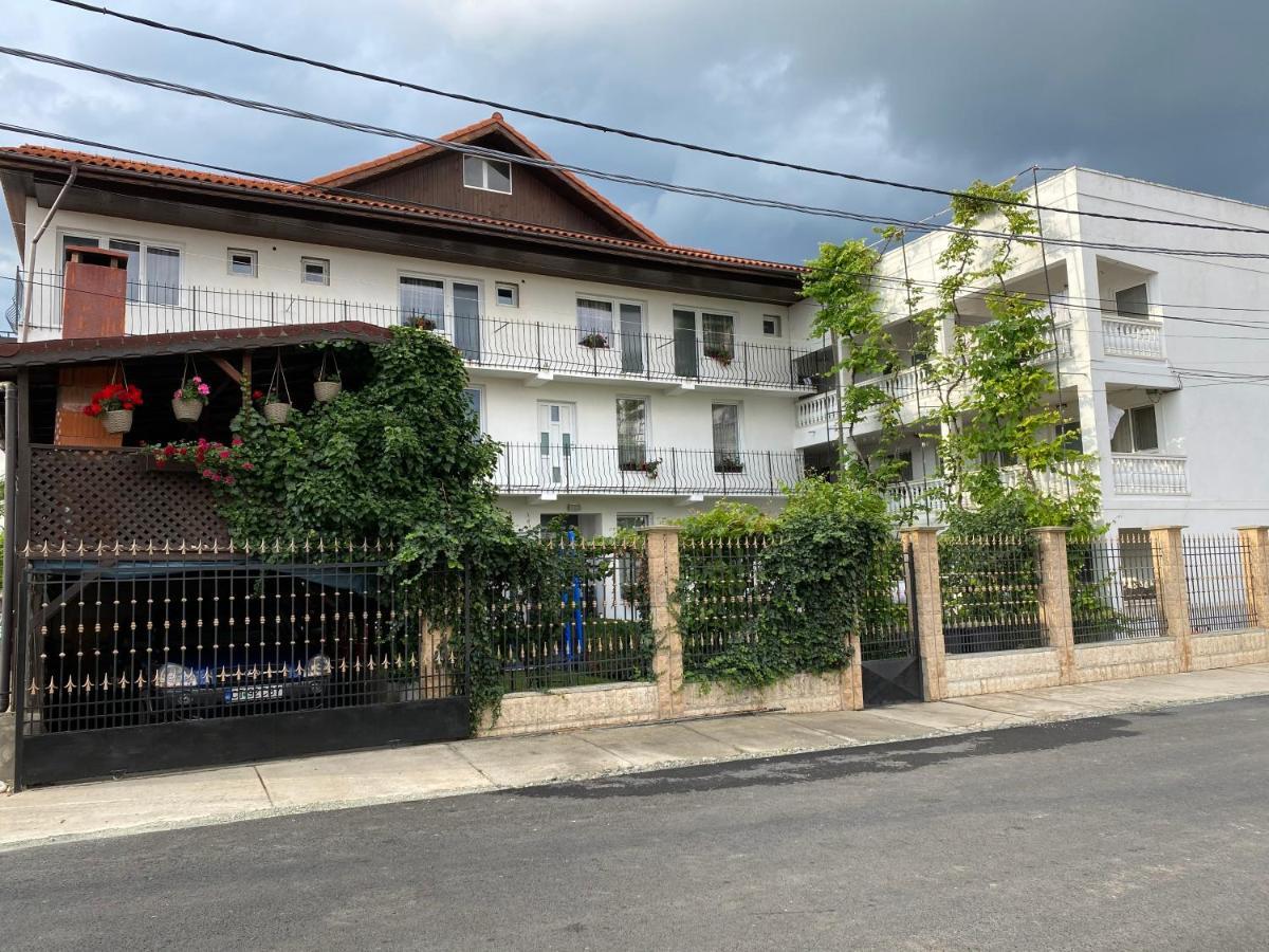 Casa Ciobi Două Mai Exterior foto