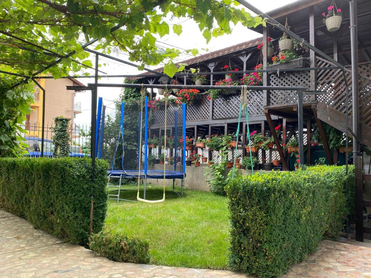Casa Ciobi Două Mai Exterior foto