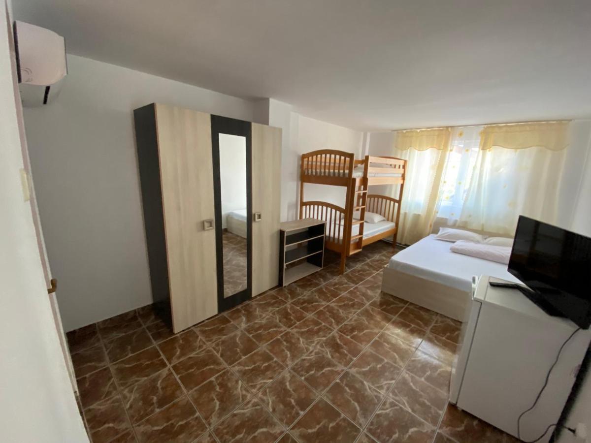 Casa Ciobi Două Mai Exterior foto