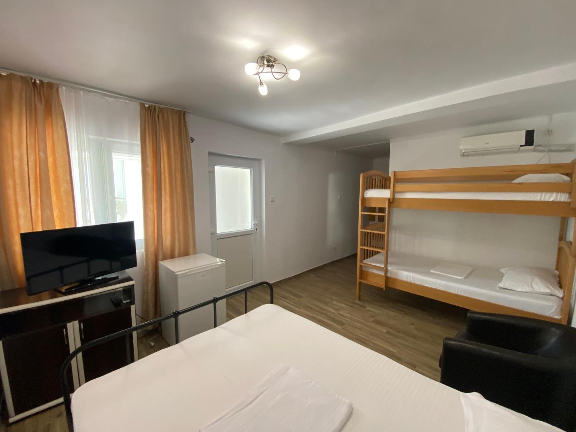 Casa Ciobi Două Mai Quarto foto