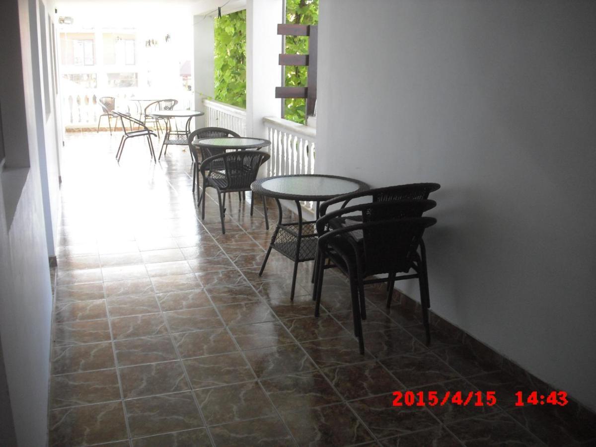 Casa Ciobi Două Mai Exterior foto
