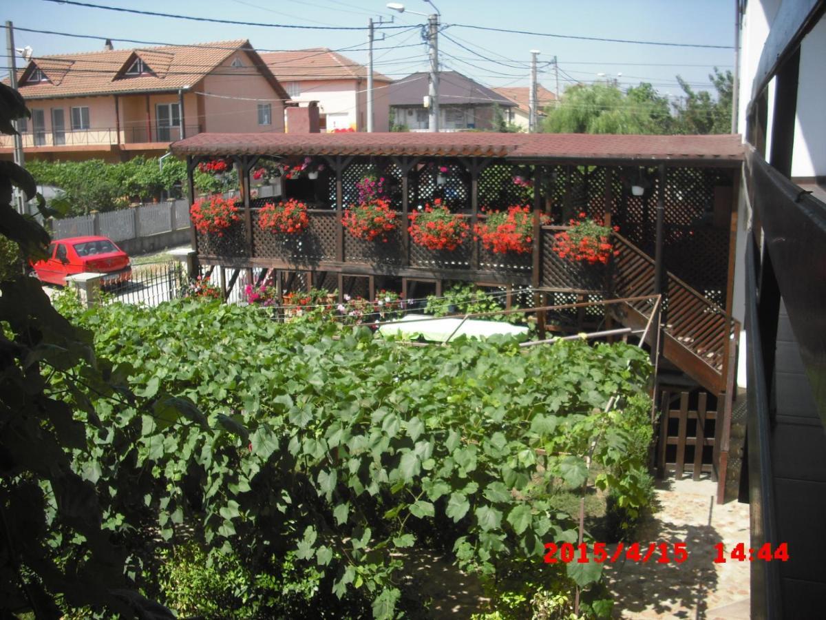 Casa Ciobi Două Mai Exterior foto